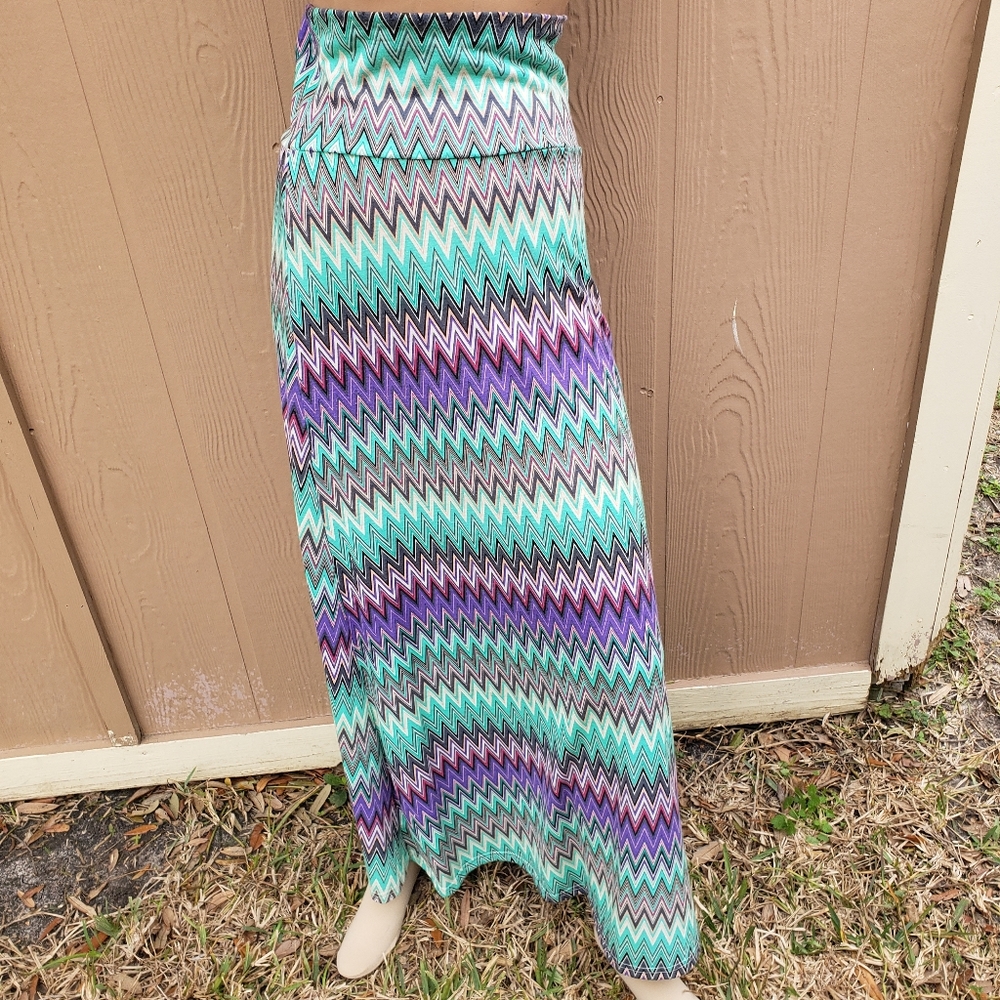 Patterned Maxi Skirt, long skirt, Rue21 Size M